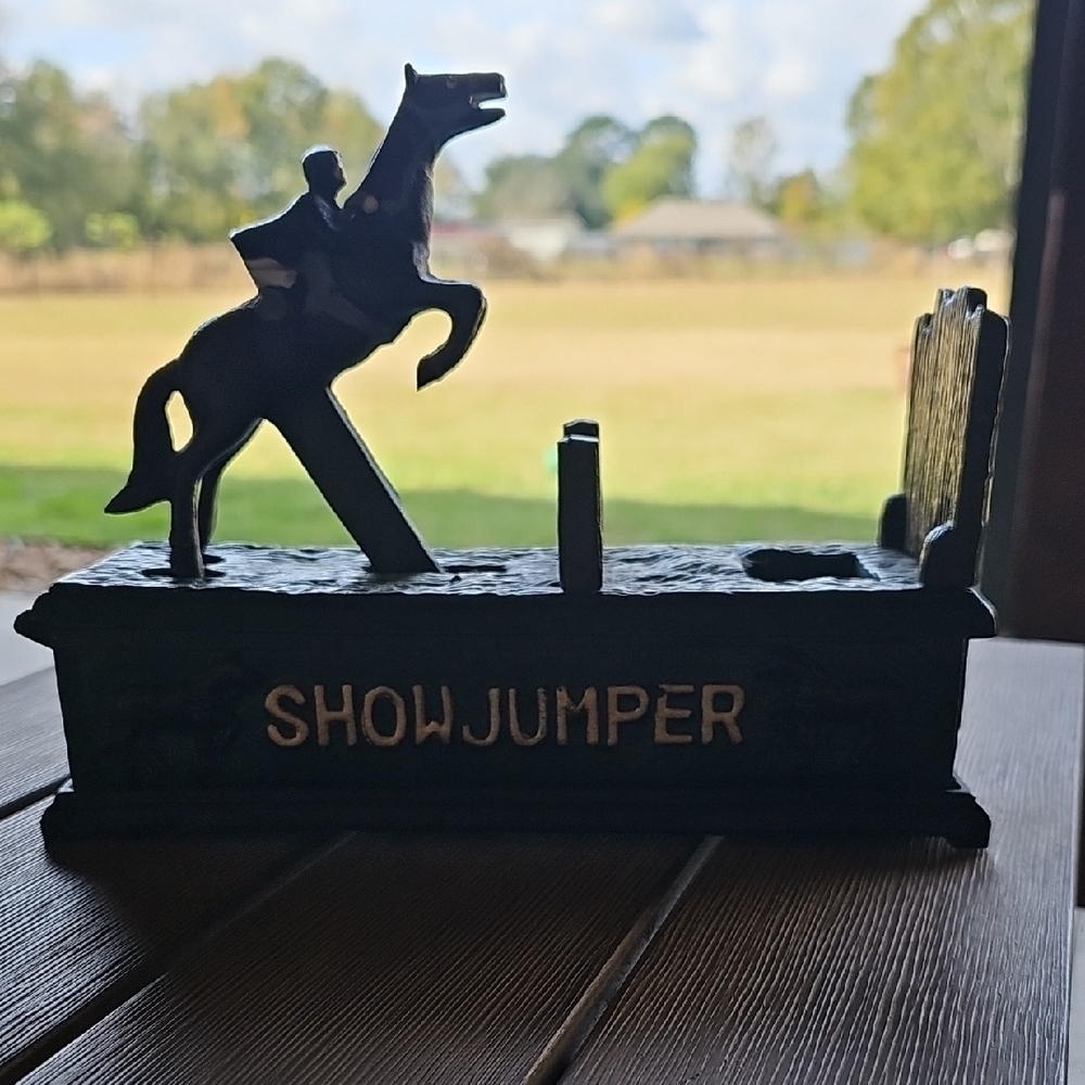 Cast Iron Show Jumper Bank